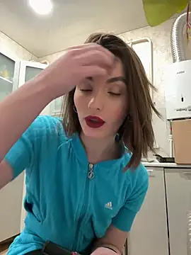 Snapshot of ZariaFlame chatting on February 5, 2026, 10:05 pm ZariaFlame online show from February 5, 2026, 10:05 pm