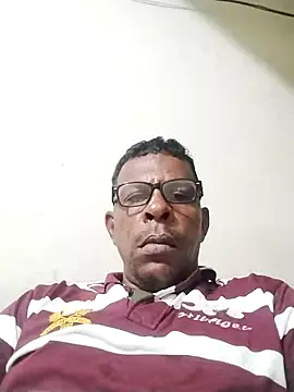 Snapshot of gonzalo-1 chatting on December 18, 2025, 8:52 am gonzalo-1 online show from December 18, 2025, 8:52 am