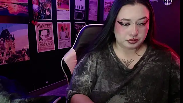 Ravendark  online show from March 25, 2026, 7:57 pm