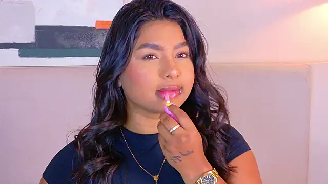 LanaRozz online show from April 7, 2026, 7:26 pm