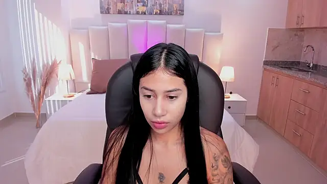 Snapshot of miranda_crawfor chatting on September 13, 2025, 12:49 pm miranda crawfor online show from September 13, 2025, 12:49 pm