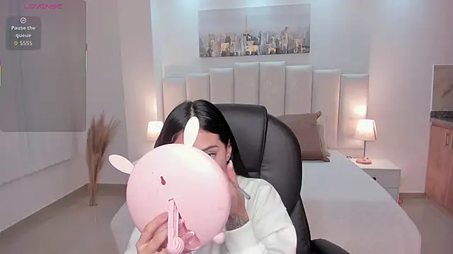 Snapshot of miranda_crawfor chatting on October 1, 2025, 12:20 pm miranda crawfor online show from October 1, 2025, 12:20 pm