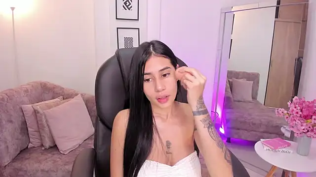 Snapshot of miranda_crawfor chatting on November 14, 2025, 12:31 pm miranda crawfor online show from November 14, 2025, 12:31 pm