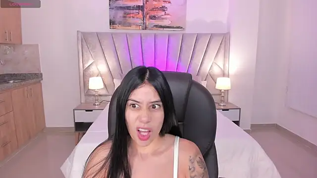 Snapshot of miranda_crawfor chatting on September 18, 2025, 11:24 am miranda crawfor online show from September 18, 2025, 11:24 am