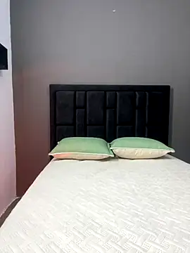 Snapshot of Jacksonfranco chatting on October 24, 2025, 5:17 am Jacksonfranco online show from October 24, 2025, 5:17 am