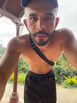 Snapshot of Jacksonfranco chatting on November 15, 2025, 8:57 pm Jacksonfranco online show from November 15, 2025, 8:57 pm