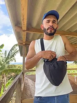 Snapshot of Jacksonfranco chatting on October 29, 2025, 3:11 pm Jacksonfranco online show from October 29, 2025, 3:11 pm