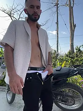 Snapshot of Jacksonfranco chatting on February 28, 2026, 9:25 pm Jacksonfranco online show from February 28, 2026, 9:25 pm