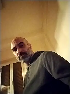 Snapshot of Bohhhhrm chatting on February 14, 2026, 4:13 am Bohhhhrm online show from February 14, 2026, 4:13 am