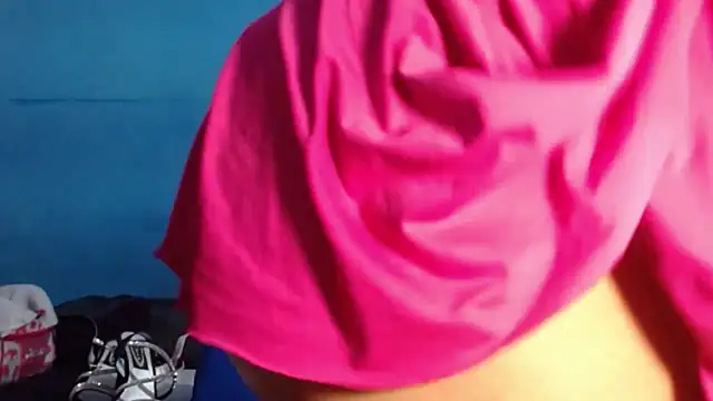 SamiBoobsxx online show from March 1, 2026, 2:33 am