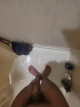 Snapshot of catluvr999 chatting on February 16, 2026, 9:13 pm catluvr999 online show from February 16, 2026, 9:13 pm