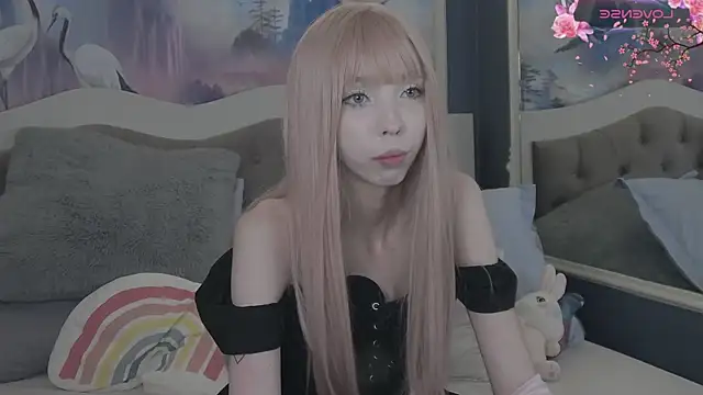 Snapshot of Evelyn_Neal chatting on November 15, 2025, 5:39 pm Evelyn Neal online show from November 15, 2025, 5:39 pm