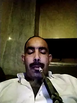 Snapshot of salimbasha chatting on January 6, 2026, 11:42 pm salimbasha online show from January 6, 2026, 11:42 pm