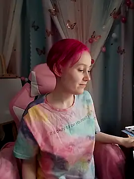 Fuzzy Unicorn online show from November 8, 2025, 7:39 pm