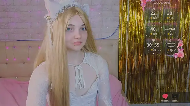 Snapshot of AnimeAlica18 chatting on December 3, 2025, 2:34 am AnimeAlica18 online show from December 3, 2025, 2:34 am