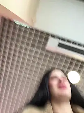 Snapshot of MiraReach chatting on October 3, 2025, 3:41 am MiraReach online show from October 3, 2025, 3:41 am