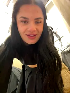 Snapshot of MiraReach chatting on October 16, 2025, 3:48 am MiraReach online show from October 16, 2025, 3:48 am