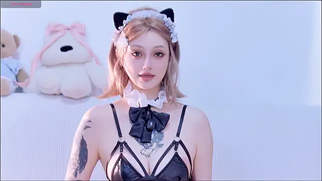 Snapshot of Miya-222 chatting on November 26, 2025, 12:54 am Miya-222 online show from November 26, 2025, 12:54 am