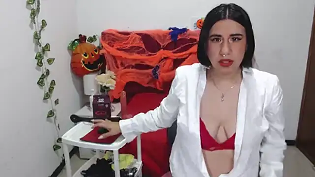 Snapshot of Julieta_curvy69 chatting on October 24, 2025, 12:15 pm Julieta curvy69 online show from October 24, 2025, 12:15 pm