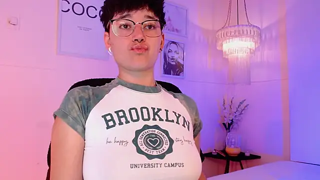 Snapshot of jeroharper chatting on November 27, 2025, 3:12 pm jeroharper online show from November 27, 2025, 3:12 pm