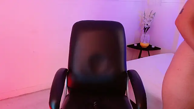 Snapshot of jeroharper chatting on October 12, 2025, 4:41 pm jeroharper online show from October 12, 2025, 4:41 pm