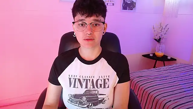 Snapshot of jeroharper chatting on September 26, 2025, 3:08 pm jeroharper online show from September 26, 2025, 3:08 pm