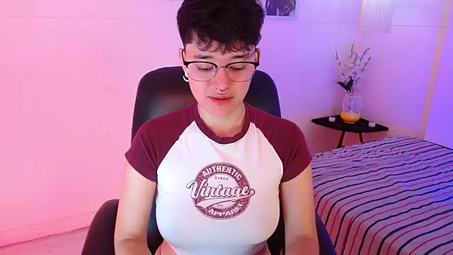 Snapshot of jeroharper chatting on September 27, 2025, 2:45 pm jeroharper online show from September 27, 2025, 2:45 pm