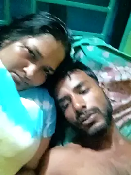 Snapshot of Hotty-couple063 chatting on September 24, 2025, 5:30 pm Hotty-couple063 online show from September 24, 2025, 5:30 pm