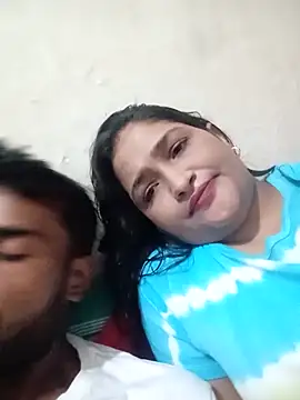 Snapshot of Hotty-couple063 chatting on September 12, 2025, 2:06 pm Hotty-couple063 online show from September 12, 2025, 2:06 pm