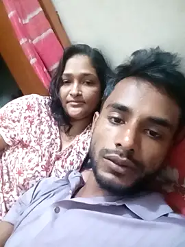 Snapshot of Hotty-couple063 chatting on September 10, 2025, 3:55 pm Hotty-couple063 online show from September 10, 2025, 3:55 pm