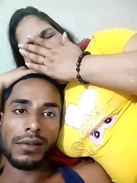 Snapshot of Hotty-couple063 chatting on September 9, 2025, 8:46 am Hotty-couple063 online show from September 9, 2025, 8:46 am