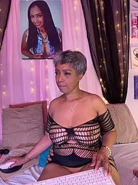 Snapshot of skarlleth_11 chatting on November 20, 2025, 2:07 pm skarlleth 11 online show from November 20, 2025, 2:07 pm