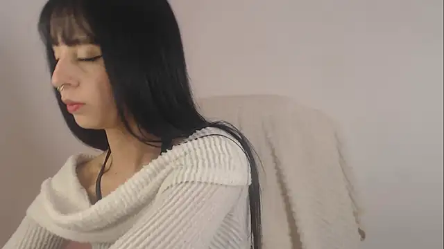 Lia  1 online show from October 15, 2025, 10:29 pm