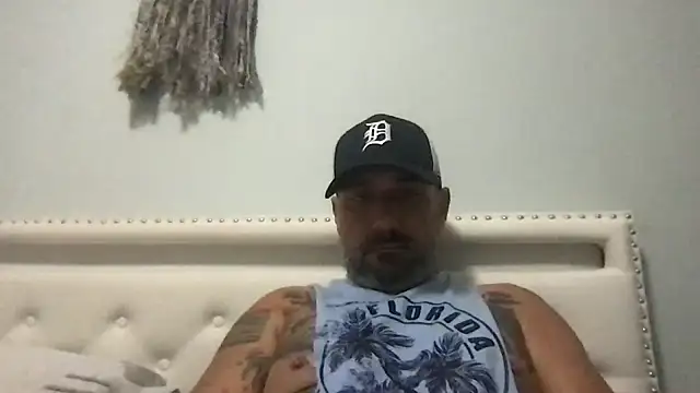 tattedNitalian online show from November 2, 2025, 3:00 am