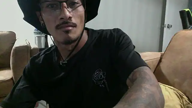 Snapshot of tanjir020 chatting on November 11, 2025, 9:48 am tanjir020 online show from November 11, 2025, 9:48 am