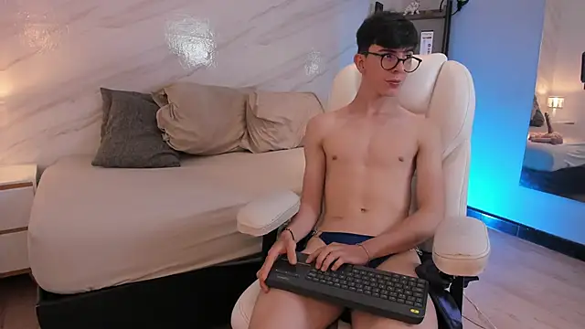 Snapshot of mathias_saenz chatting on January 10, 2026, 7:09 pm mathias saenz online show from January 10, 2026, 7:09 pm