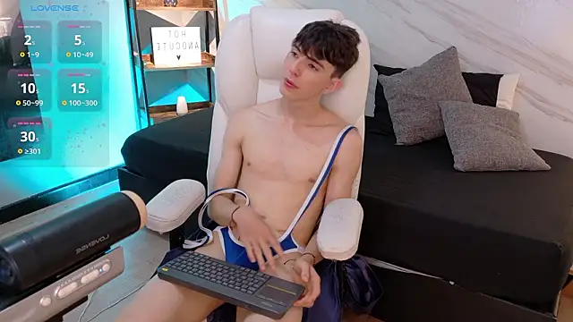 Snapshot of mathias_saenz chatting on February 3, 2026, 7:41 pm mathias saenz online show from February 3, 2026, 7:41 pm