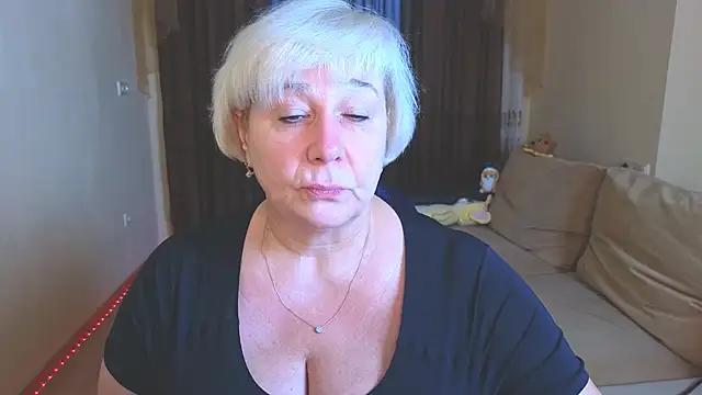 Milana Milky online show from November 11, 2025, 5:02 am