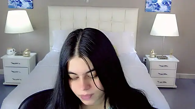 Snapshot of maddissonivanova chatting on September 20, 2025, 7:08 pm maddissonivanova online show from September 20, 2025, 7:08 pm