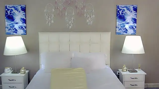 Snapshot of maddissonivanova chatting on September 30, 2025, 12:27 am maddissonivanova online show from September 30, 2025, 12:27 am