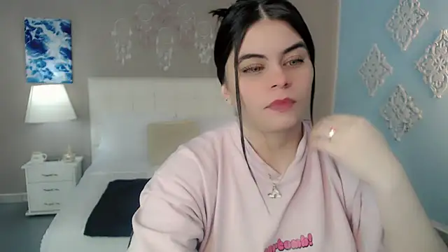 Snapshot of maddissonivanova chatting on November 9, 2025, 8:57 pm maddissonivanova online show from November 9, 2025, 8:57 pm