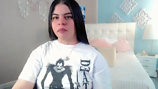 maddissonivanova online show from January 11, 2026, 7:10 pm