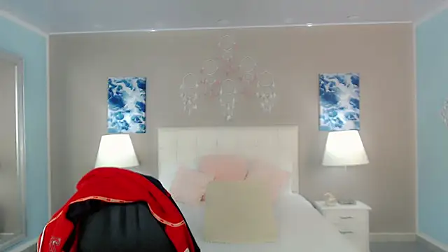 Snapshot of maddissonivanova chatting on November 15, 2025, 7:40 pm maddissonivanova online show from November 15, 2025, 7:40 pm