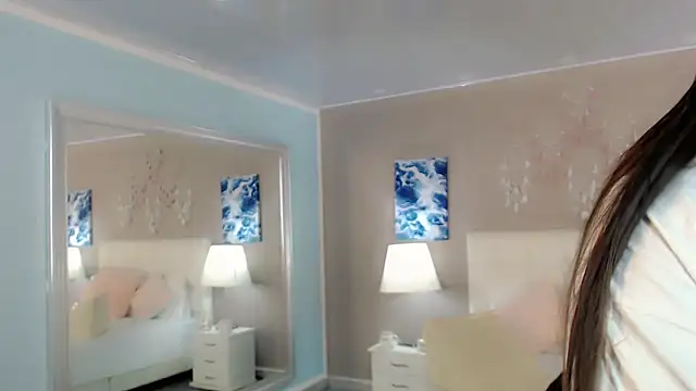 Snapshot of maddissonivanova chatting on December 1, 2025, 6:42 pm maddissonivanova online show from December 1, 2025, 6:42 pm