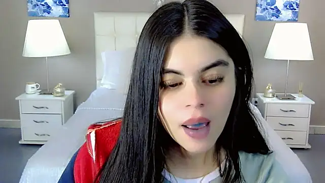 Snapshot of maddissonivanova chatting on September 19, 2025, 10:14 pm maddissonivanova online show from September 19, 2025, 10:14 pm