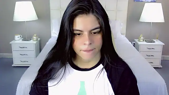 Snapshot of maddissonivanova chatting on October 1, 2025, 7:40 pm maddissonivanova online show from October 1, 2025, 7:40 pm