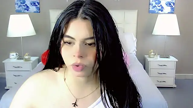 Snapshot of maddissonivanova chatting on September 8, 2025, 7:13 pm maddissonivanova online show from September 8, 2025, 7:13 pm