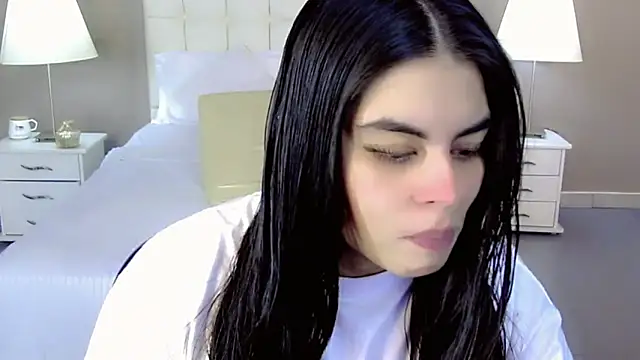 Snapshot of maddissonivanova chatting on September 11, 2025, 7:14 pm maddissonivanova online show from September 11, 2025, 7:14 pm