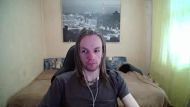 Snapshot of AdamDickens chatting on April 2, 2026, 11:28 am AdamDickens online show from April 2, 2026, 11:28 am