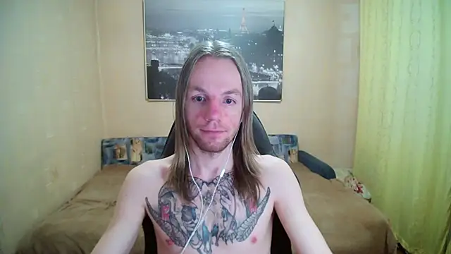 Snapshot of AdamDickens chatting on April 22, 2026, 10:49 pm AdamDickens online show from April 22, 2026, 10:49 pm